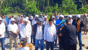 GANDONG TITAWAAI DAN PELAUW “KAPATA MENANTI ORANG PELAUW”