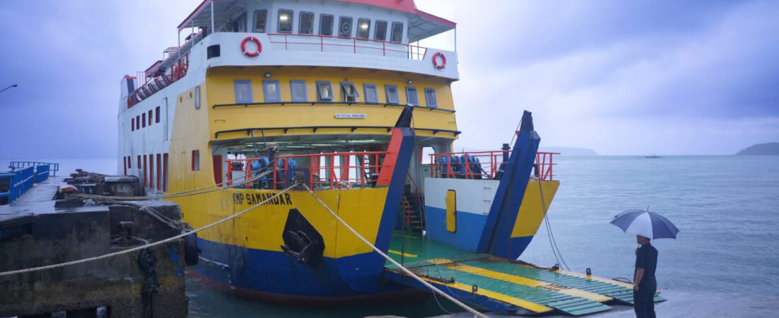 MENJELAJAHI NEGERI TITAWAAI