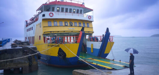 MENJELAJAHI NEGERI TITAWAAI